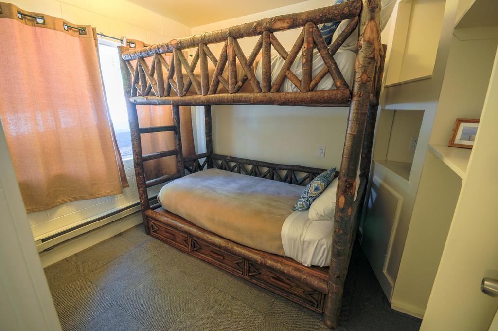Tahoe Vistana Inn Room photo
